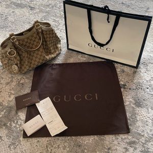 Gucci Sukey Medium Handbag